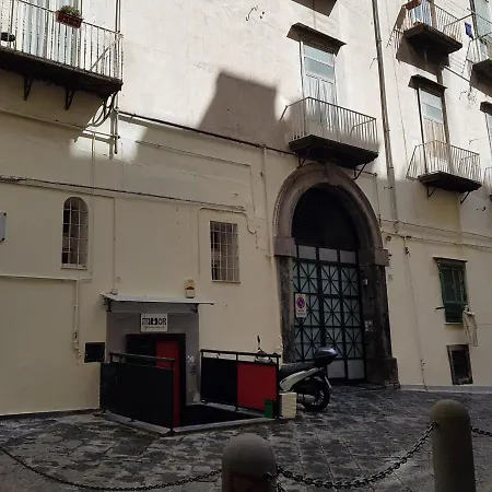 Arianiello A Due Passi Dal Cristo Velato 4* Неаполь