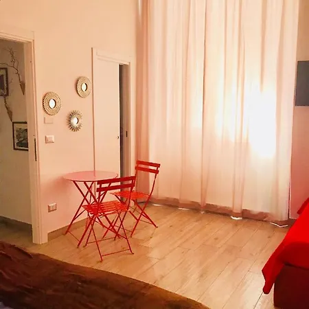 Arianiello A Due Passi Dal Cristo Velato נאפולי